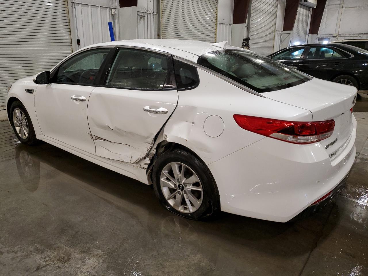 Photo 1 VIN: 5XXGT4L34JG249923 - KIA OPTIMA 