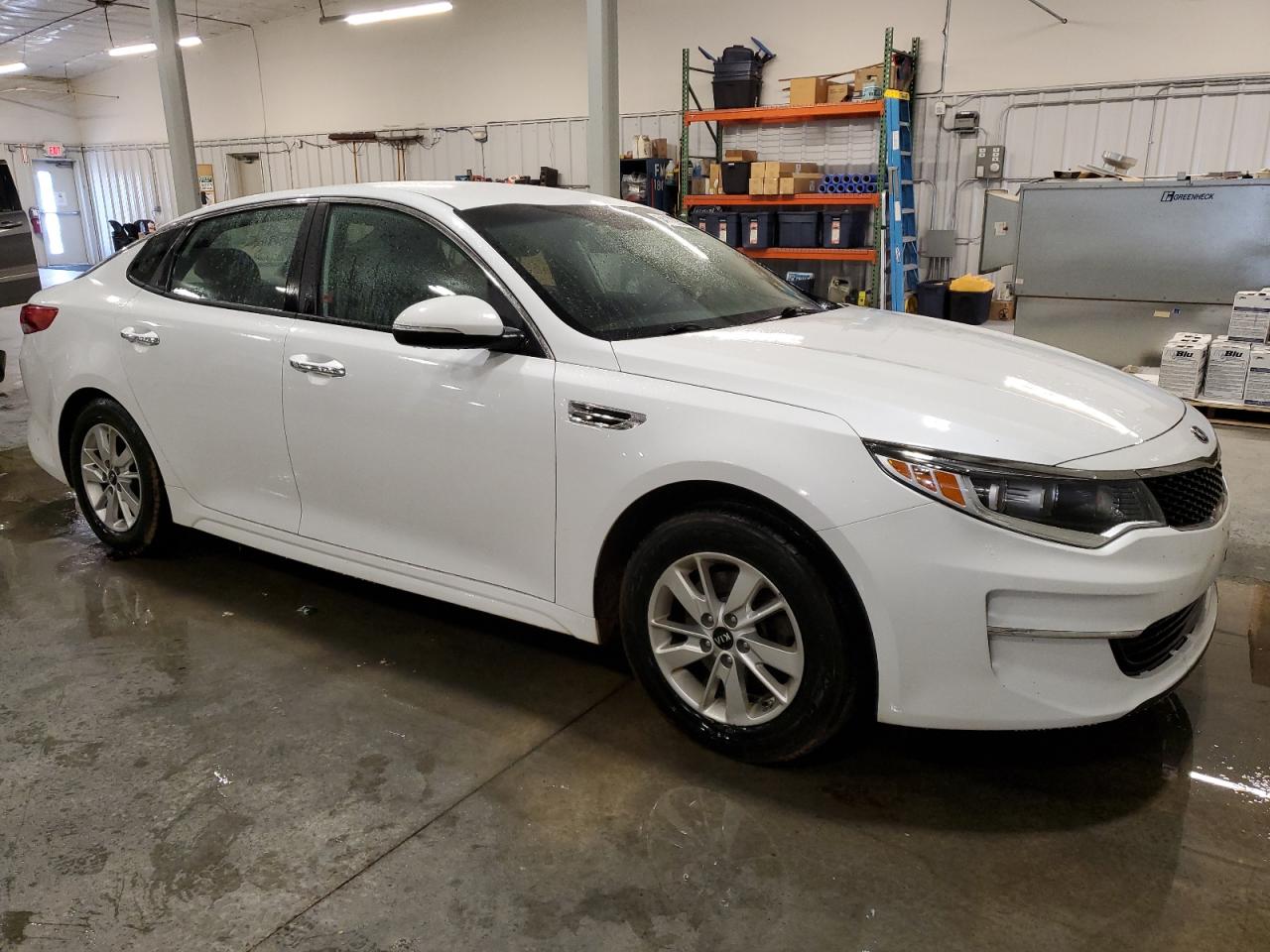 Photo 3 VIN: 5XXGT4L34JG249923 - KIA OPTIMA 