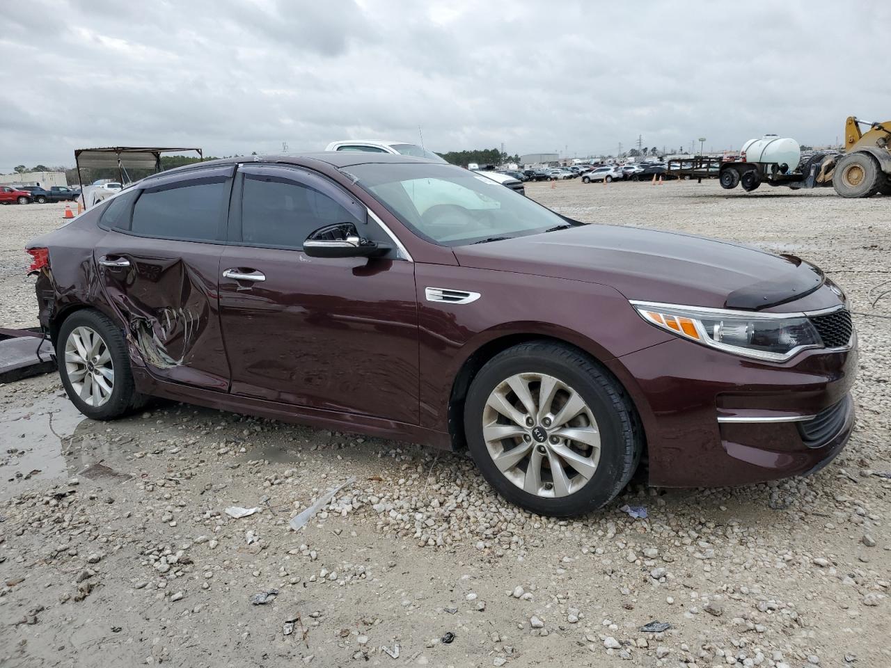 Photo 3 VIN: 5XXGT4L34JG273736 - KIA OPTIMA 