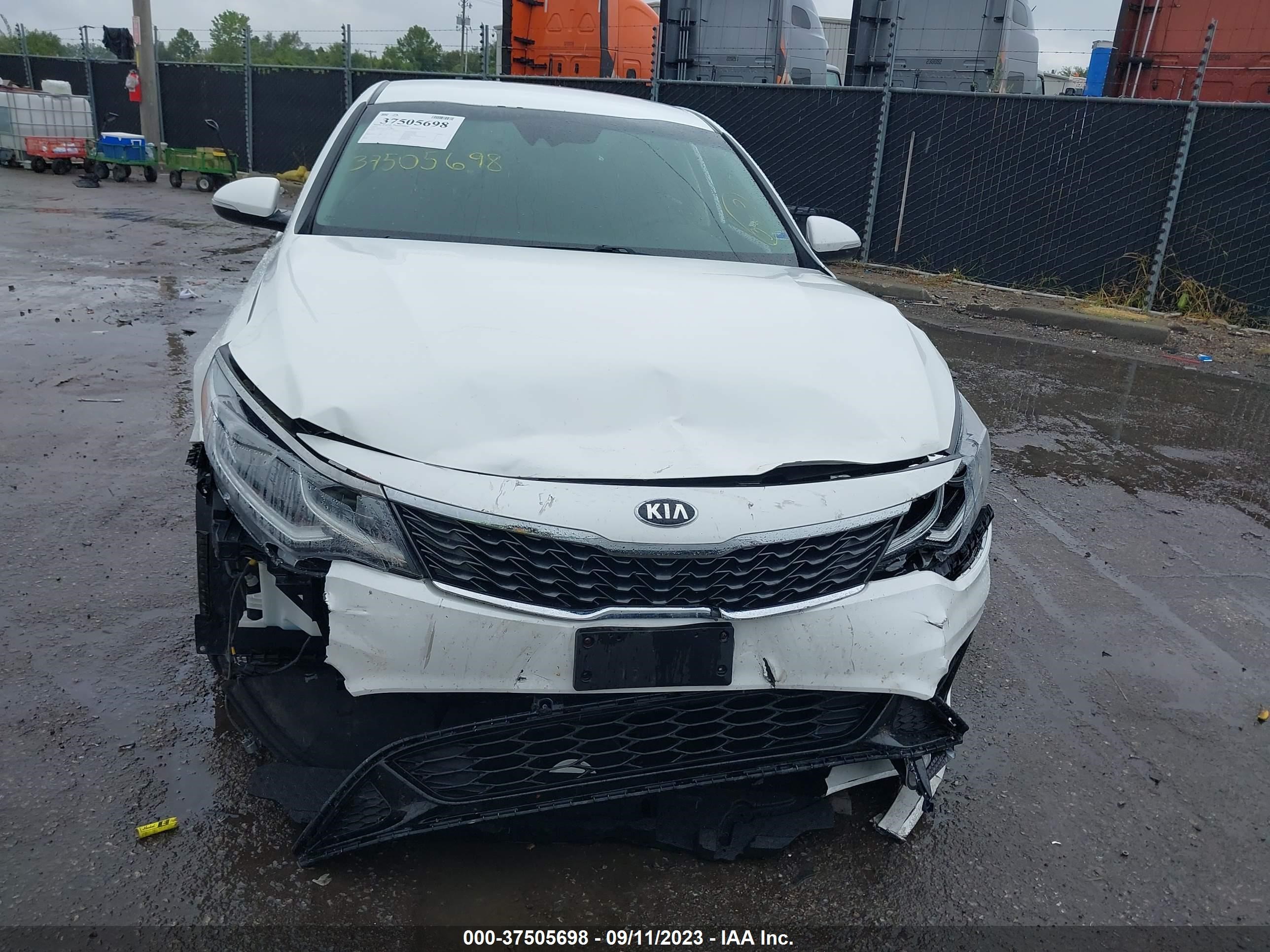 Photo 11 VIN: 5XXGT4L34KG278887 - KIA OPTIMA 