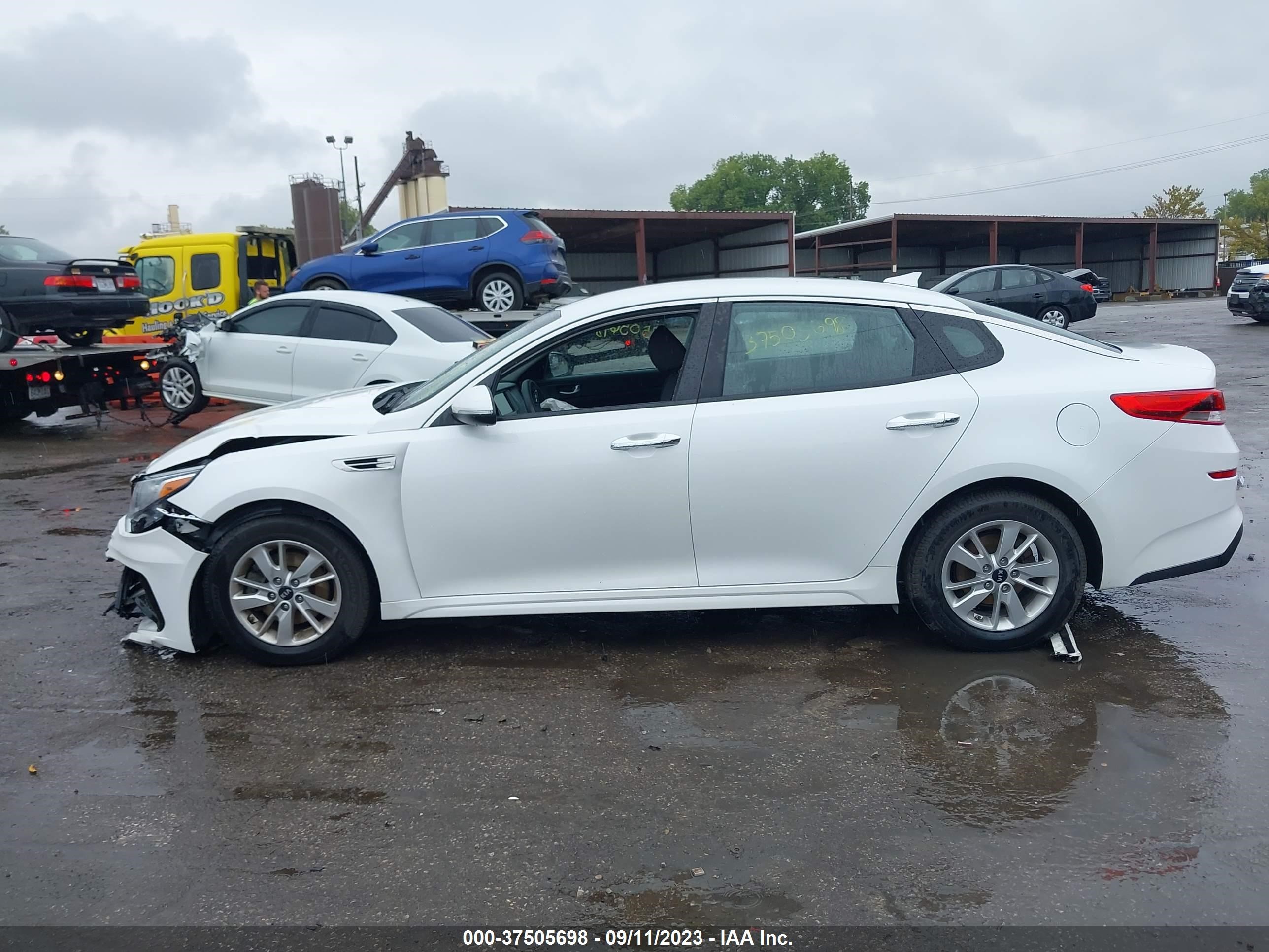 Photo 13 VIN: 5XXGT4L34KG278887 - KIA OPTIMA 