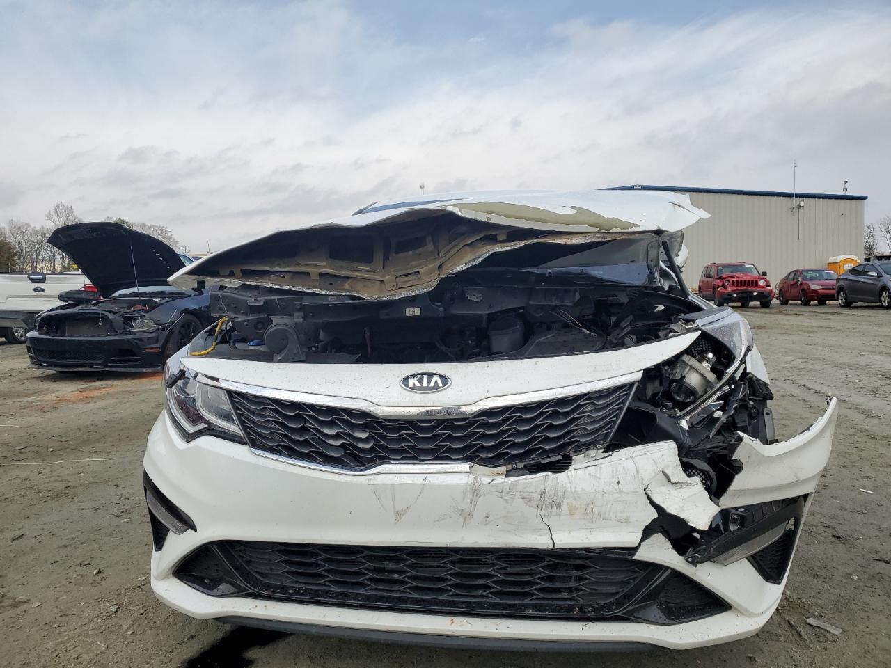 Photo 4 VIN: 5XXGT4L34KG284463 - KIA OPTIMA 