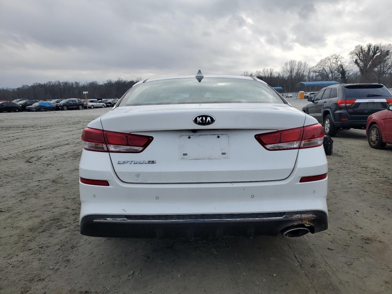 Photo 5 VIN: 5XXGT4L34KG284463 - KIA OPTIMA 