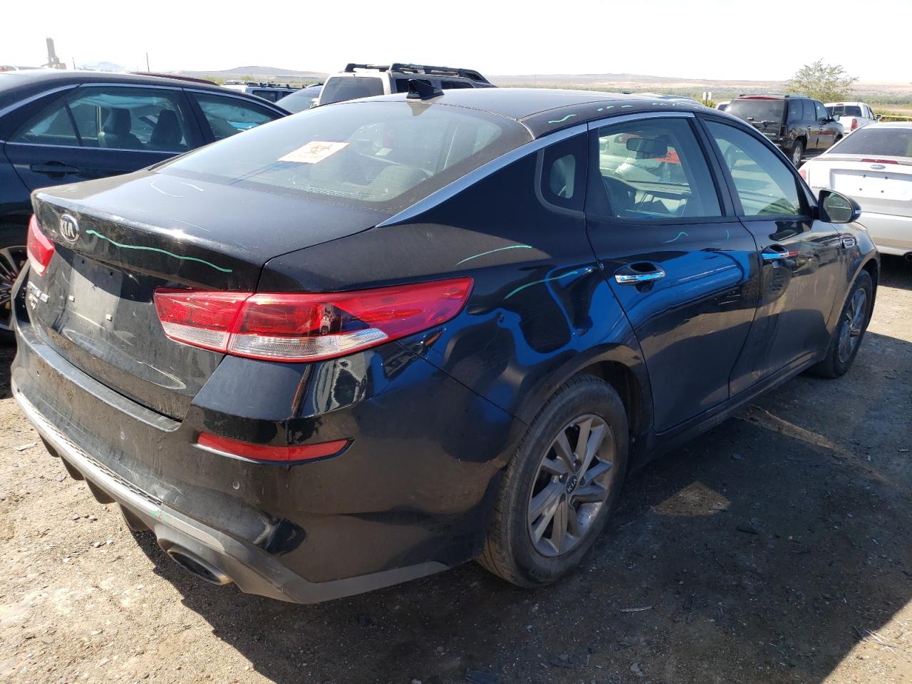 Photo 2 VIN: 5XXGT4L34KG307353 - KIA OPTIMA 