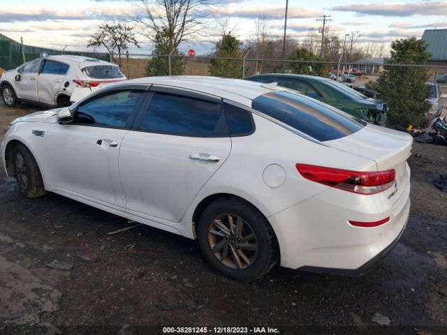 Photo 2 VIN: 5XXGT4L34KG358660 - KIA OPTIMA 