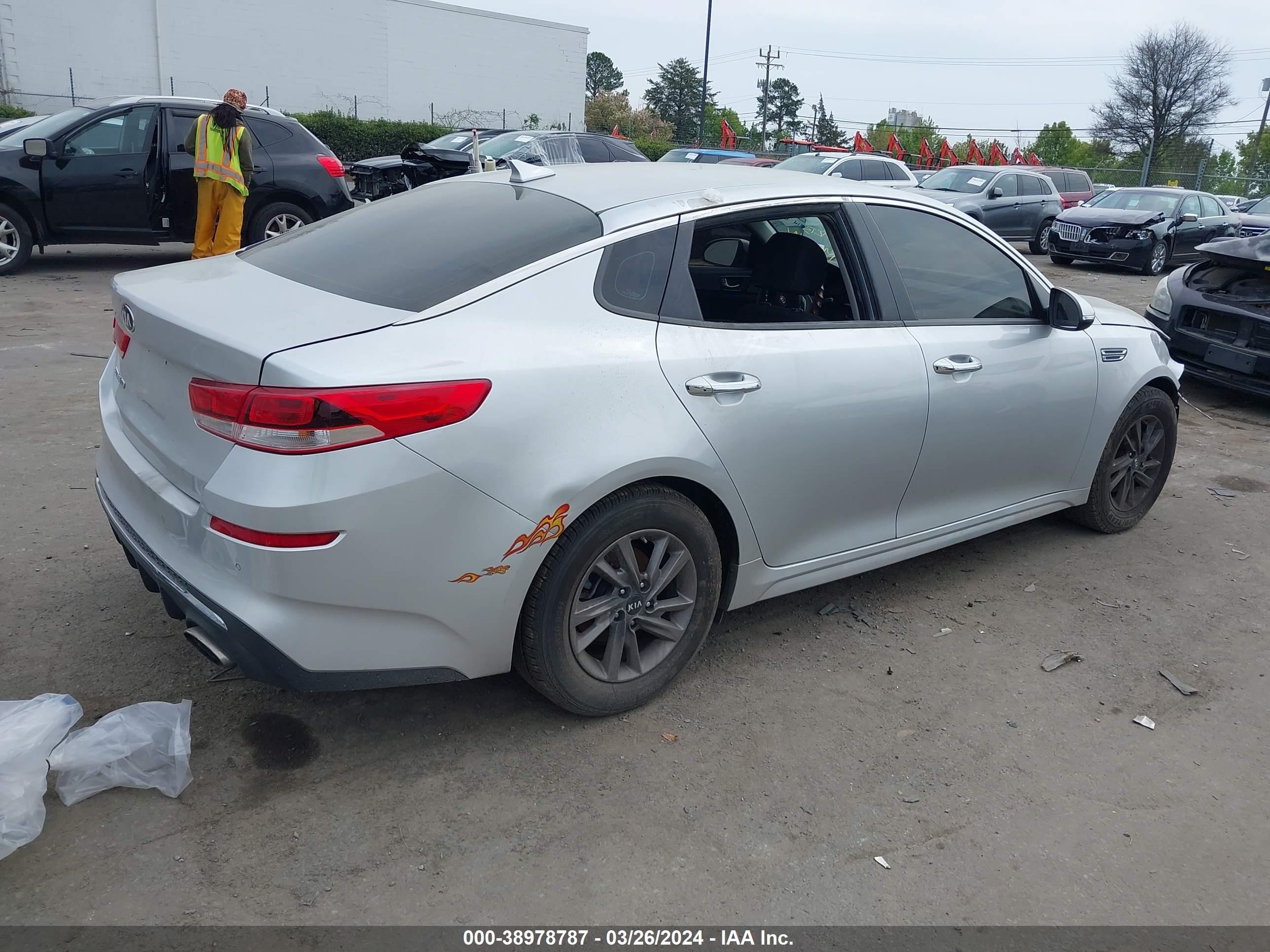 Photo 3 VIN: 5XXGT4L34LG386458 - KIA OPTIMA 