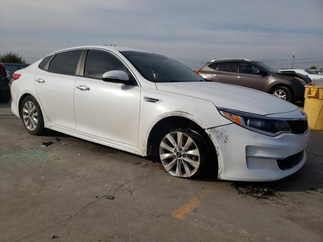 Photo 3 VIN: 5XXGT4L35GG018067 - KIA OPTIMA 