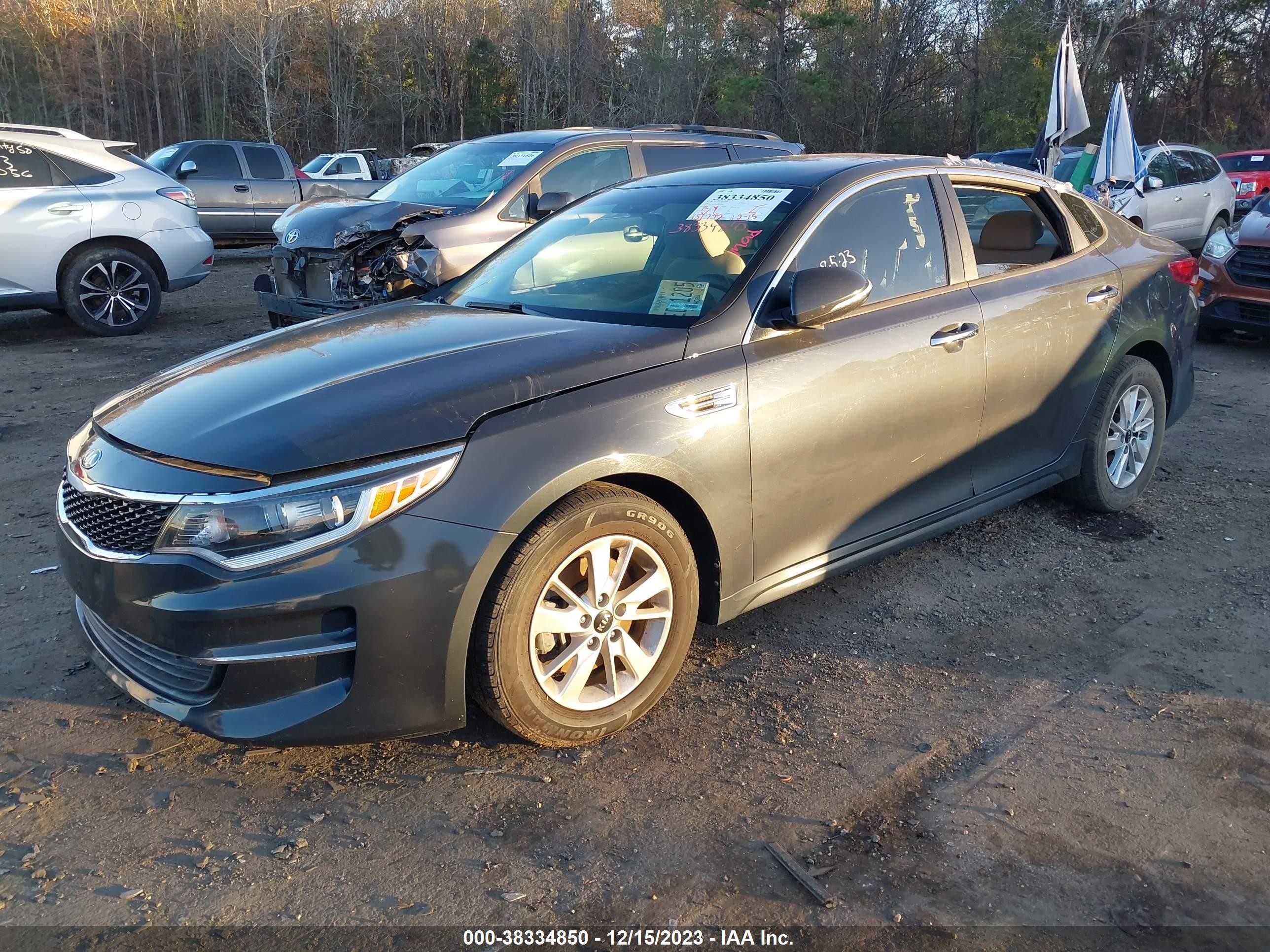 Photo 1 VIN: 5XXGT4L35GG022460 - KIA OPTIMA 