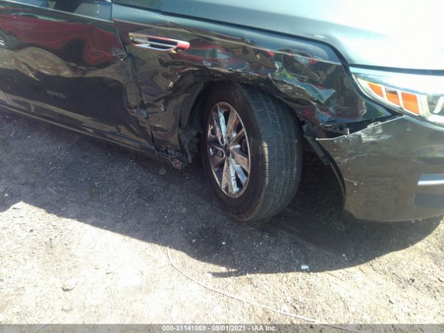 Photo 5 VIN: 5XXGT4L35GG025357 - KIA OPTIMA 