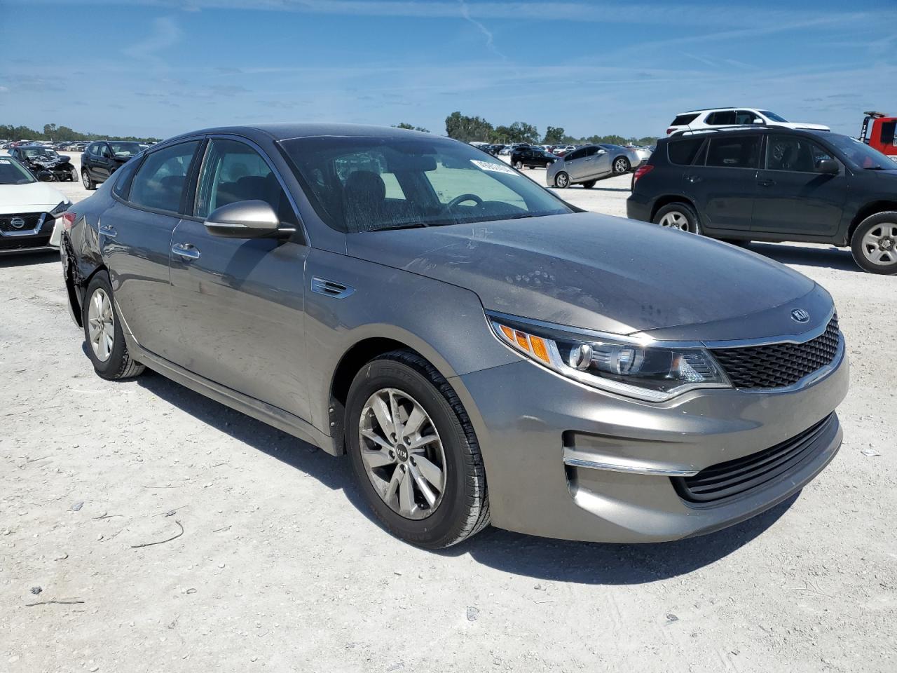 Photo 3 VIN: 5XXGT4L35GG107069 - KIA OPTIMA 