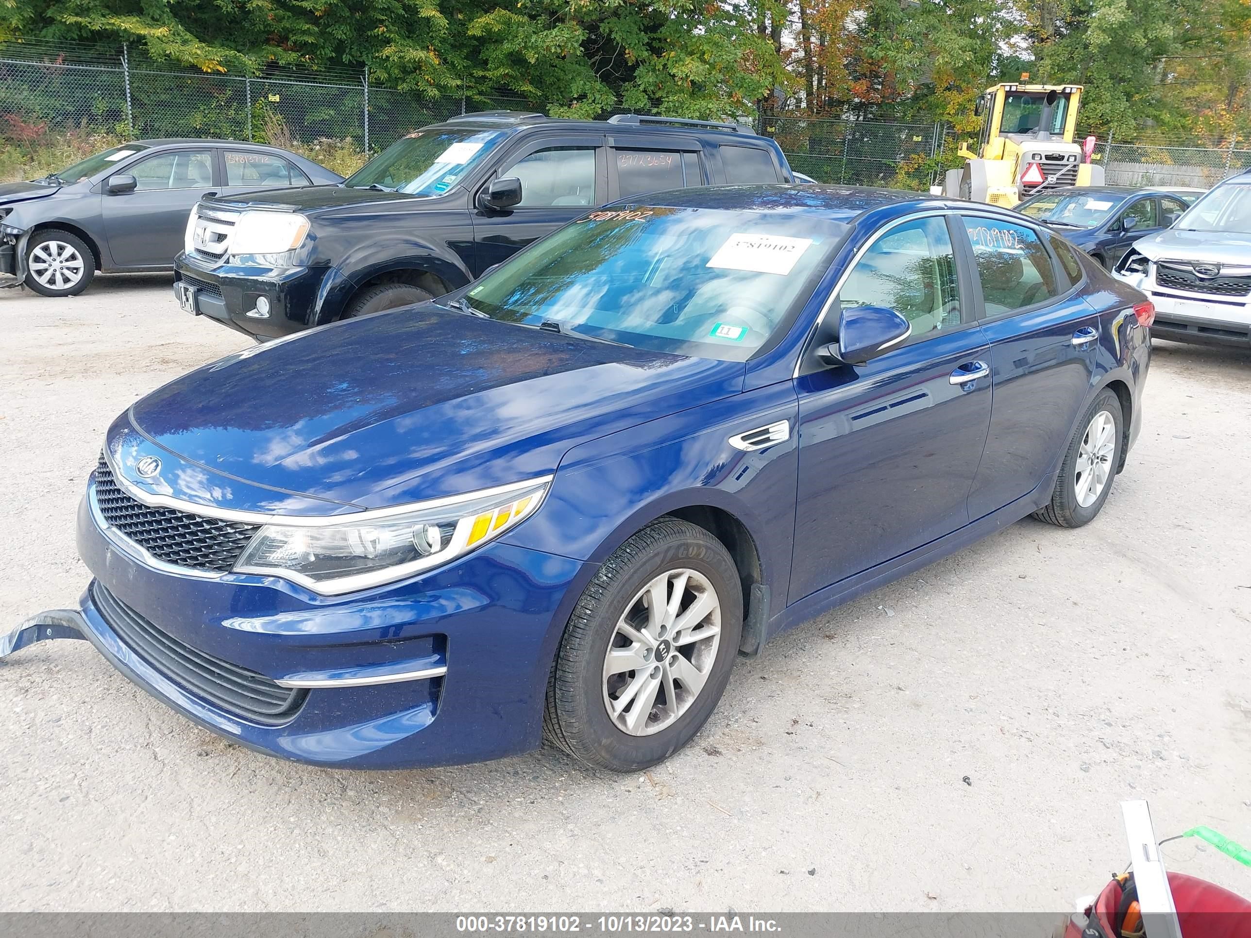 Photo 1 VIN: 5XXGT4L35GG114037 - KIA OPTIMA 