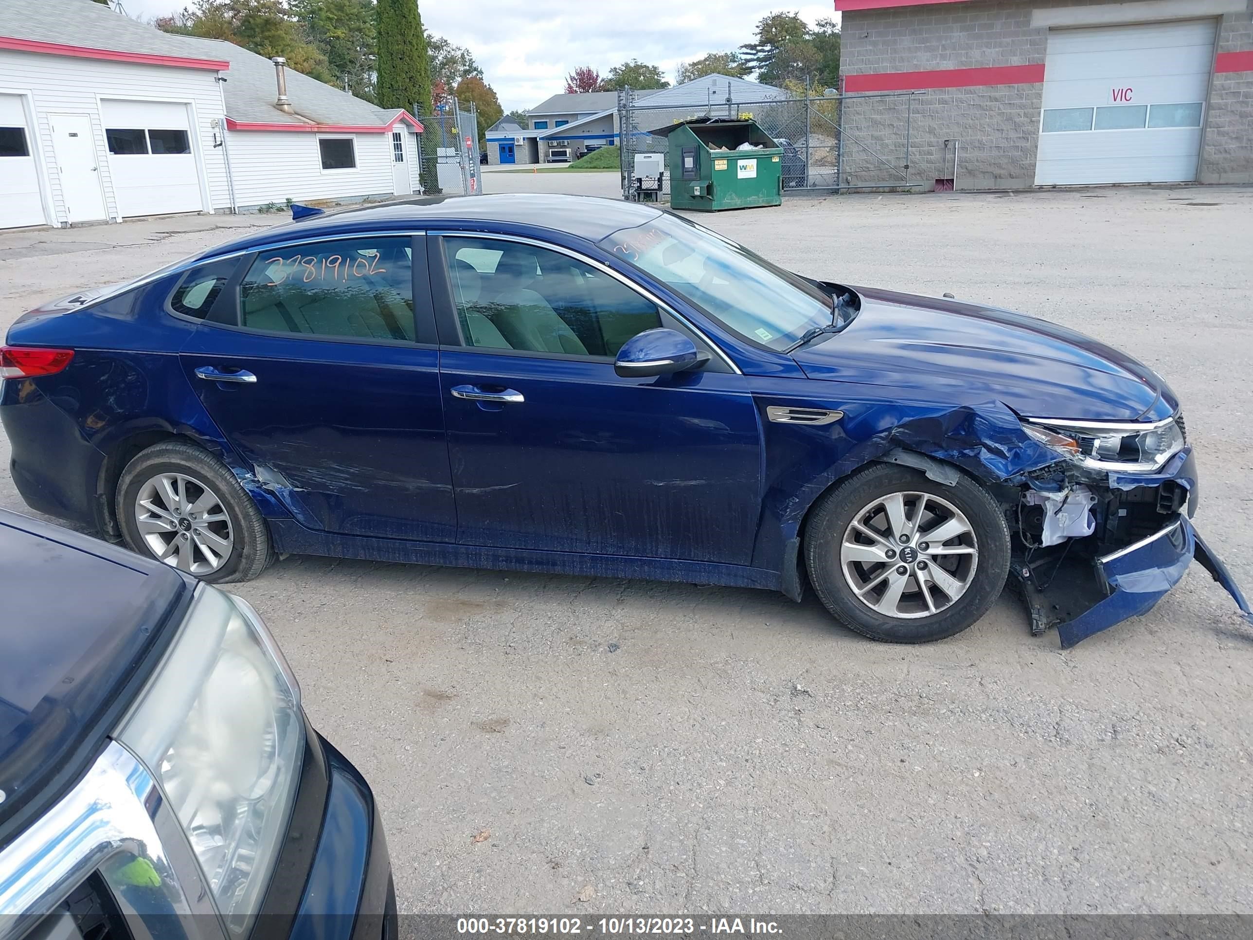 Photo 13 VIN: 5XXGT4L35GG114037 - KIA OPTIMA 