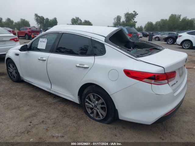 Photo 2 VIN: 5XXGT4L35GG120582 - KIA OPTIMA 