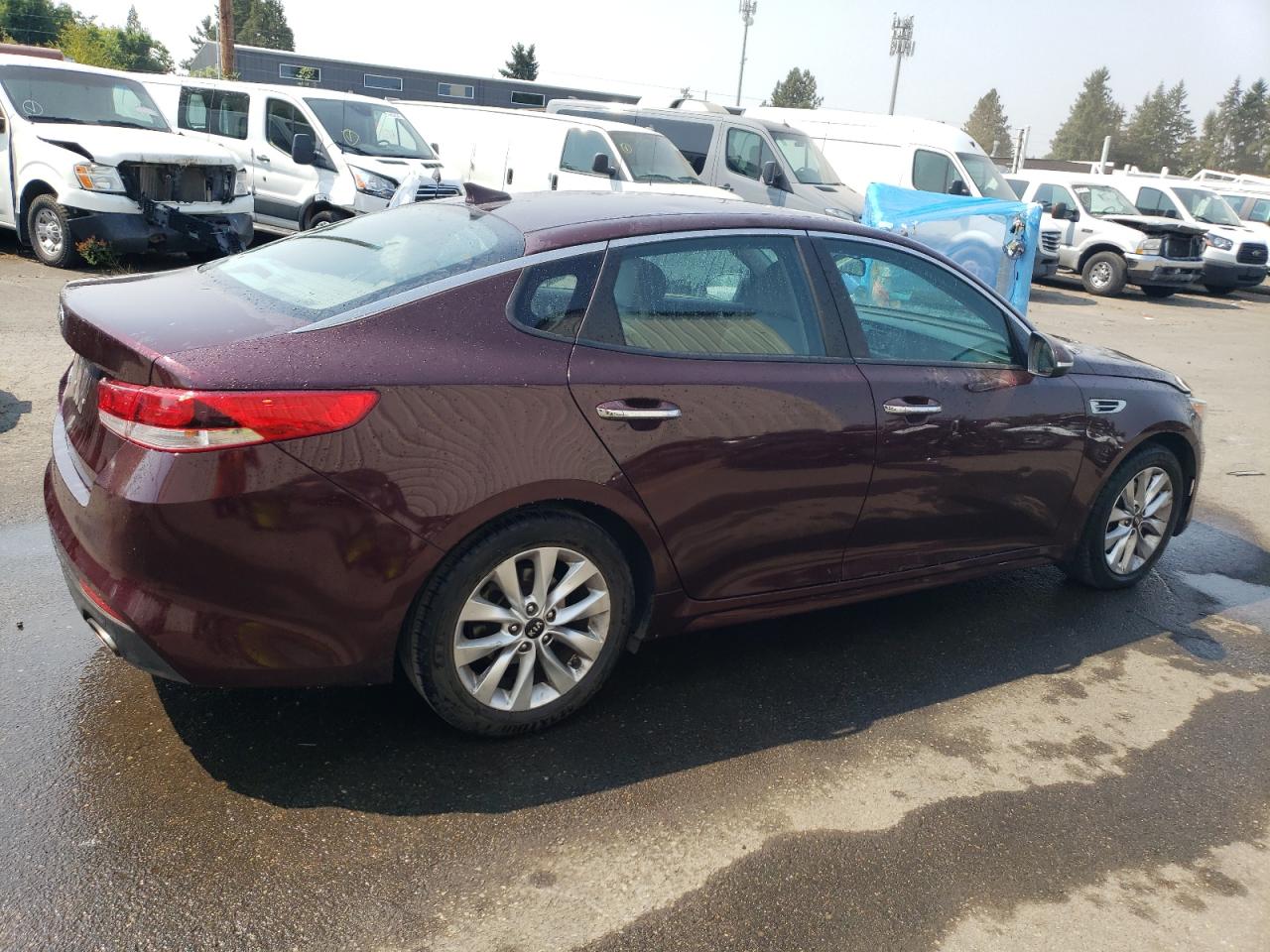 Photo 2 VIN: 5XXGT4L35HG128652 - KIA OPTIMA 