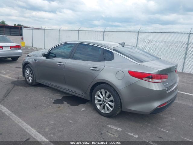 Photo 2 VIN: 5XXGT4L35HG173123 - KIA OPTIMA 