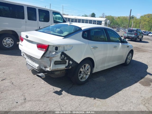 Photo 3 VIN: 5XXGT4L35JG183558 - KIA OPTIMA 