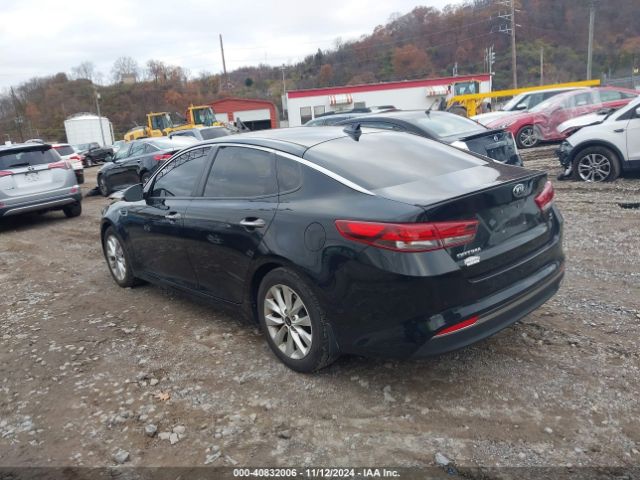 Photo 2 VIN: 5XXGT4L35JG198111 - KIA OPTIMA 