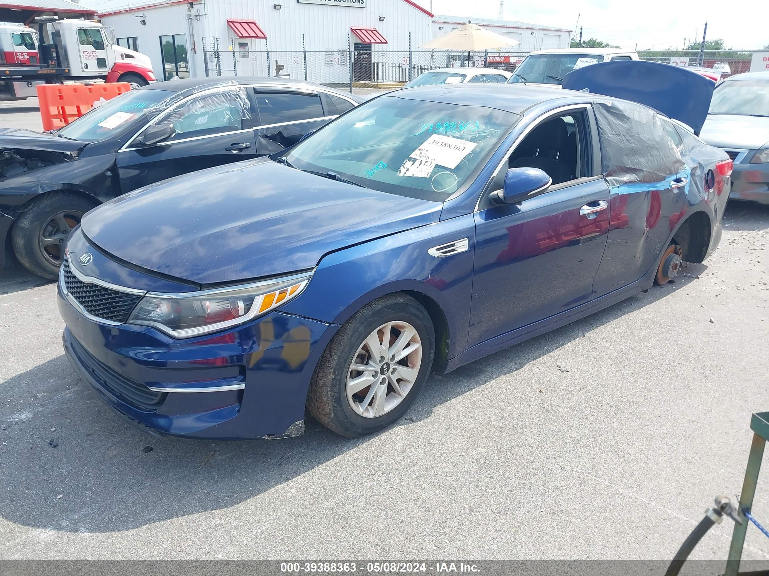 Photo 1 VIN: 5XXGT4L35JG219975 - KIA OPTIMA 