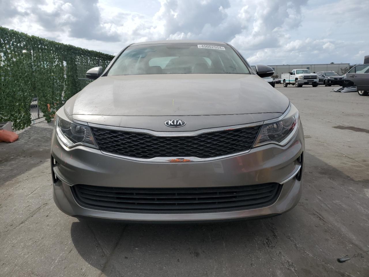 Photo 4 VIN: 5XXGT4L35JG255052 - KIA OPTIMA 