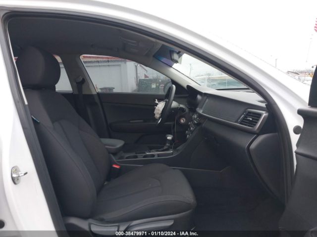 Photo 4 VIN: 5XXGT4L35JG255276 - KIA OPTIMA 