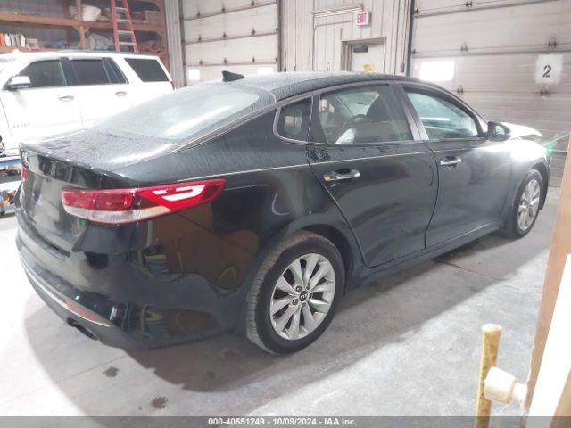 Photo 3 VIN: 5XXGT4L35JG257609 - KIA OPTIMA 