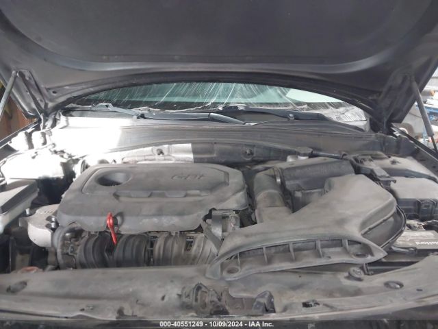 Photo 9 VIN: 5XXGT4L35JG257609 - KIA OPTIMA 