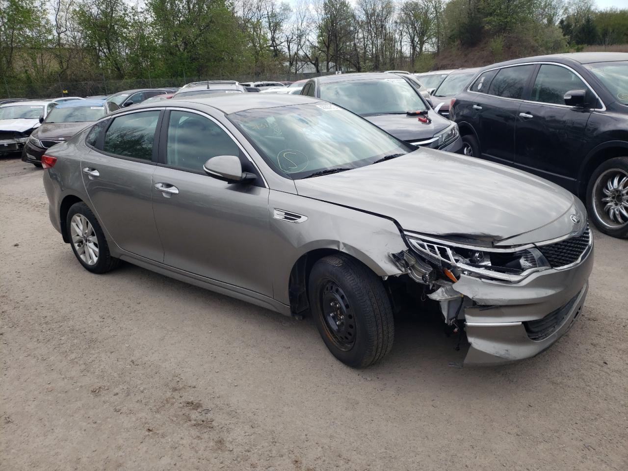 Photo 3 VIN: 5XXGT4L35JG270750 - KIA OPTIMA 