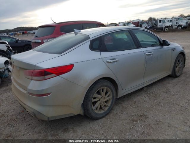 Photo 3 VIN: 5XXGT4L35KG338711 - KIA OPTIMA 