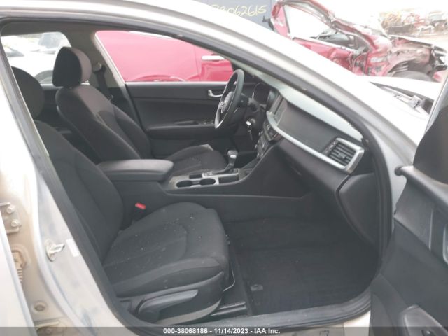 Photo 4 VIN: 5XXGT4L35KG338711 - KIA OPTIMA 