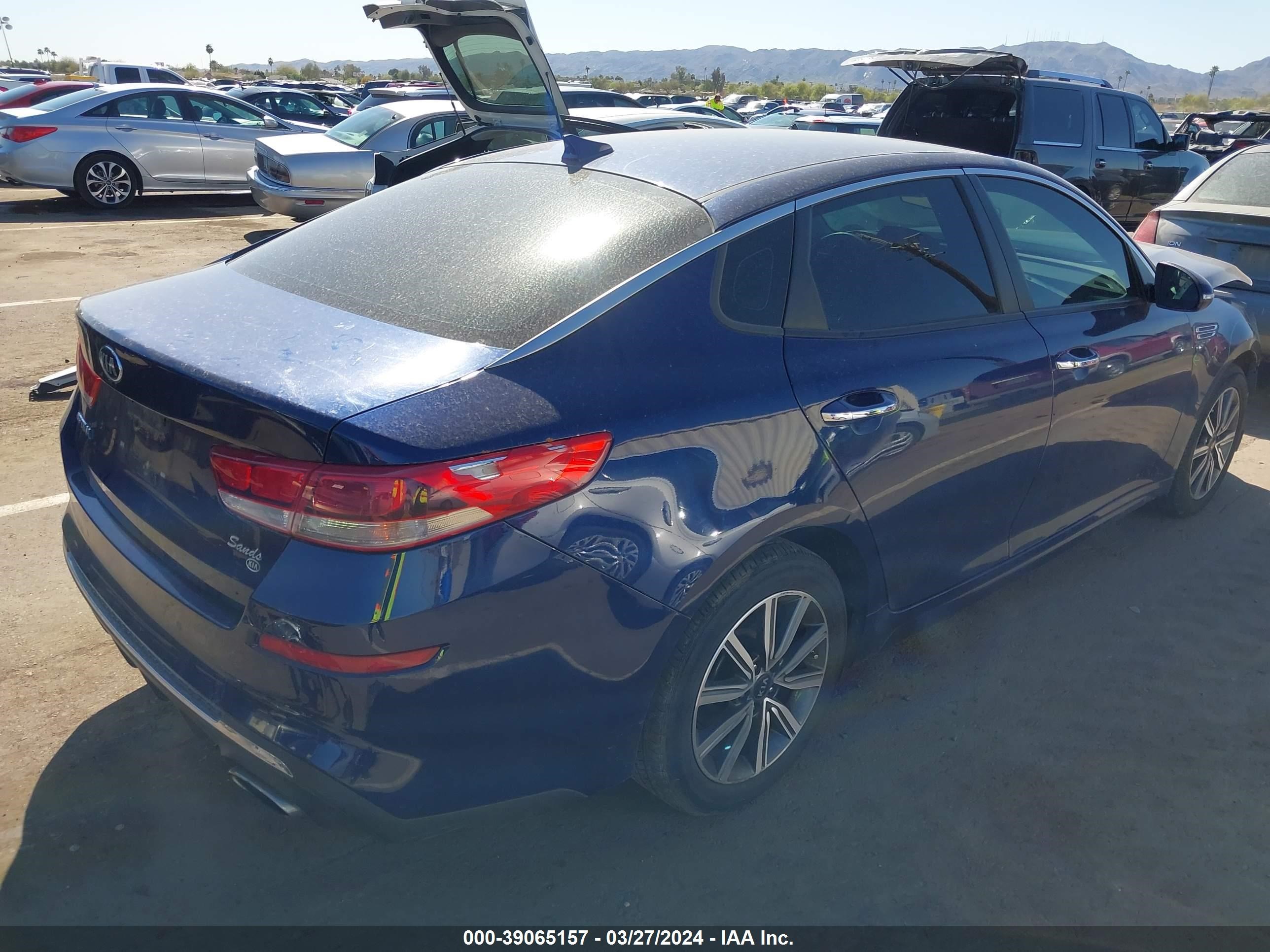 Photo 3 VIN: 5XXGT4L35KG365875 - KIA OPTIMA 