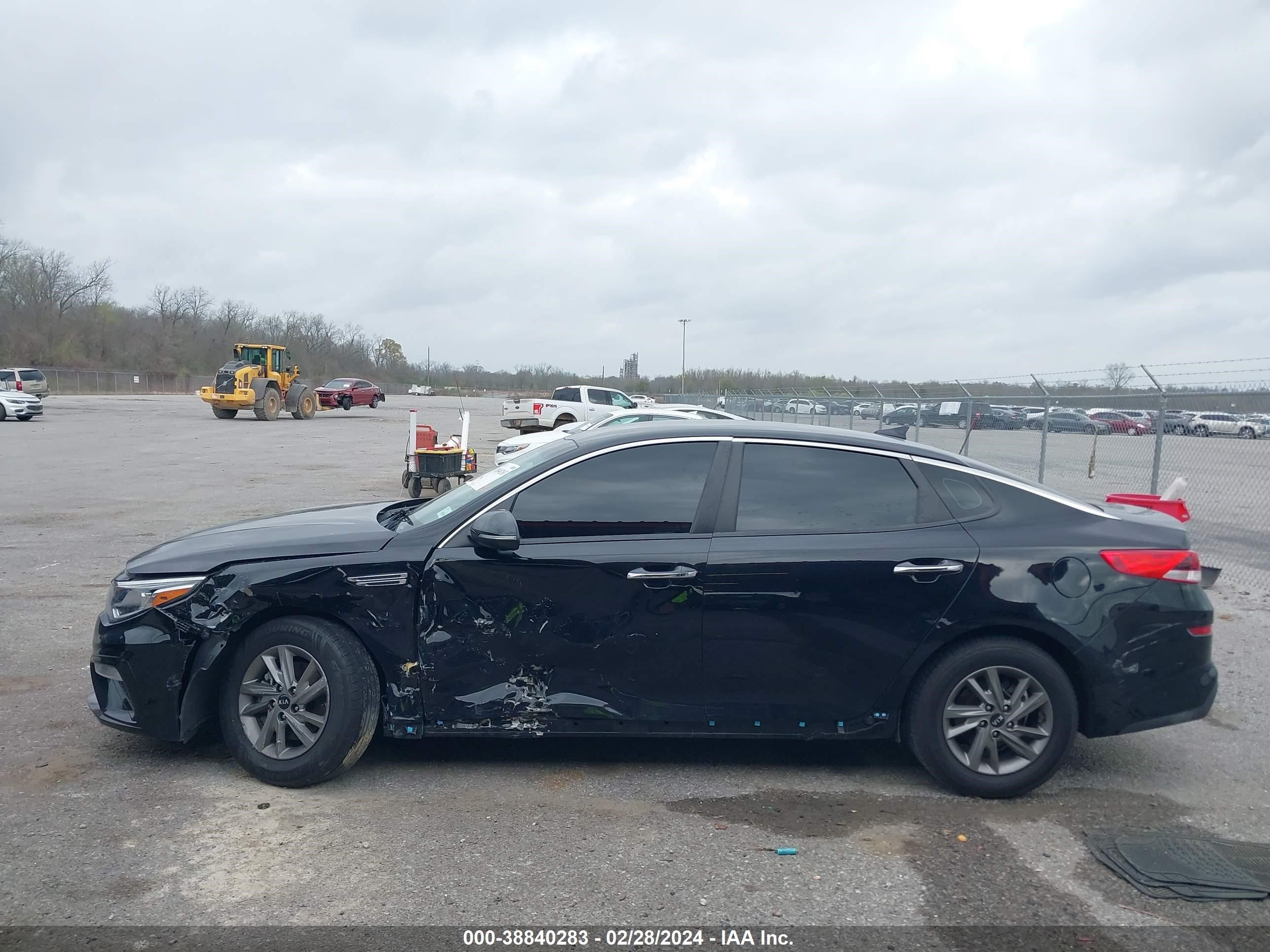 Photo 13 VIN: 5XXGT4L35LG437577 - KIA OPTIMA 