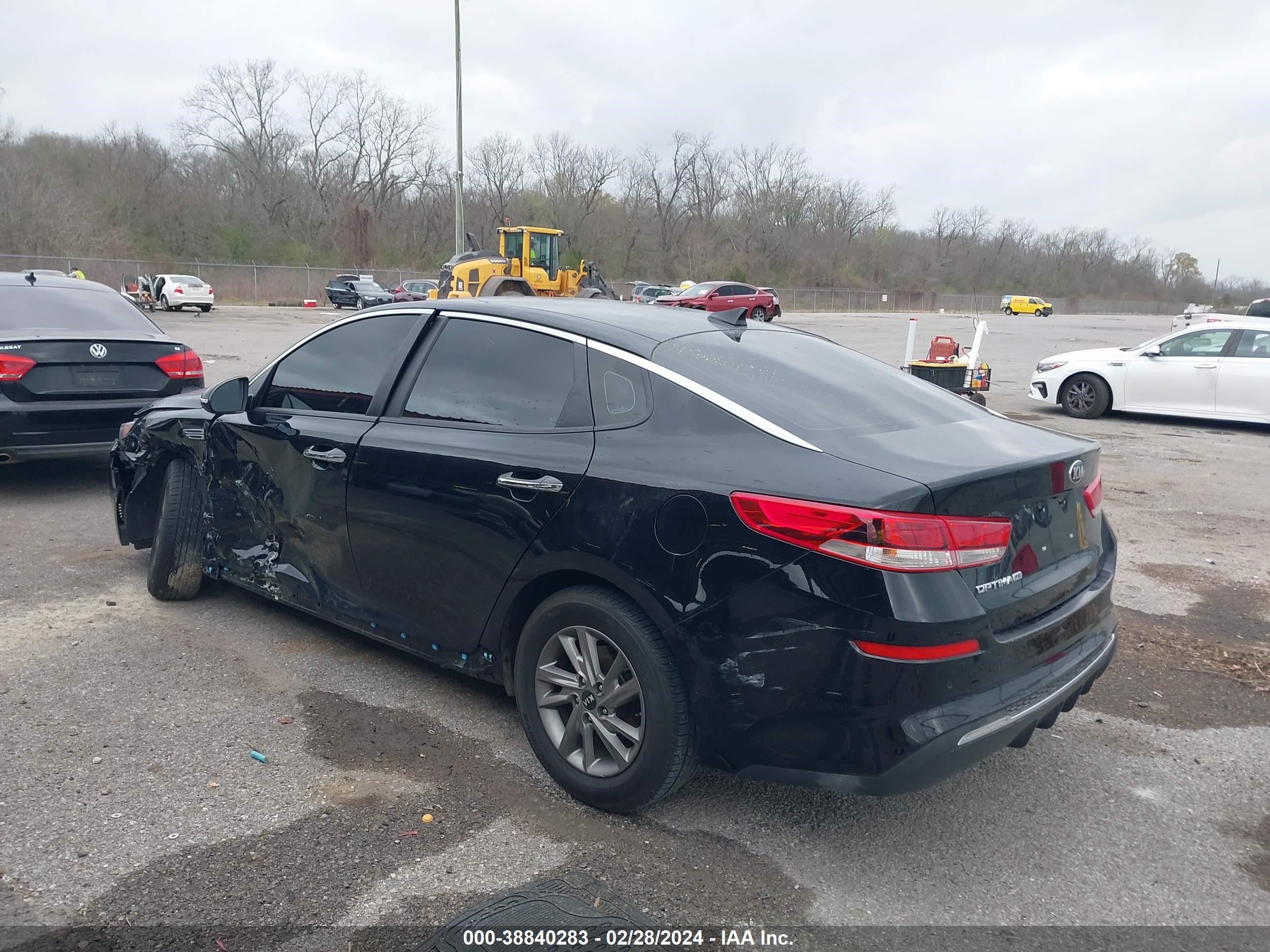 Photo 2 VIN: 5XXGT4L35LG437577 - KIA OPTIMA 