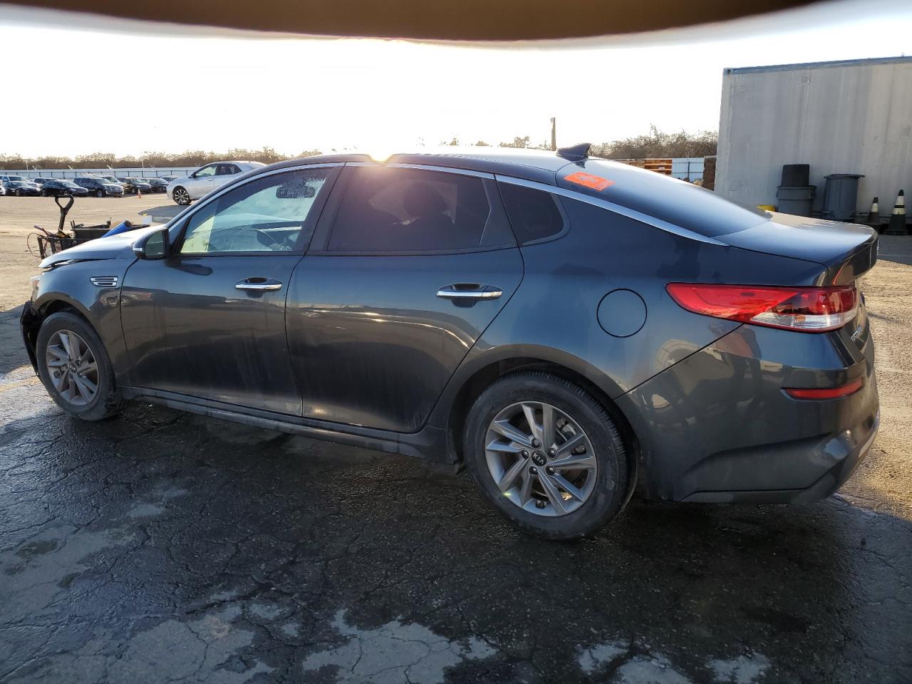 Photo 2 VIN: 5XXGT4L35LG451513 - KIA OPTIMA 