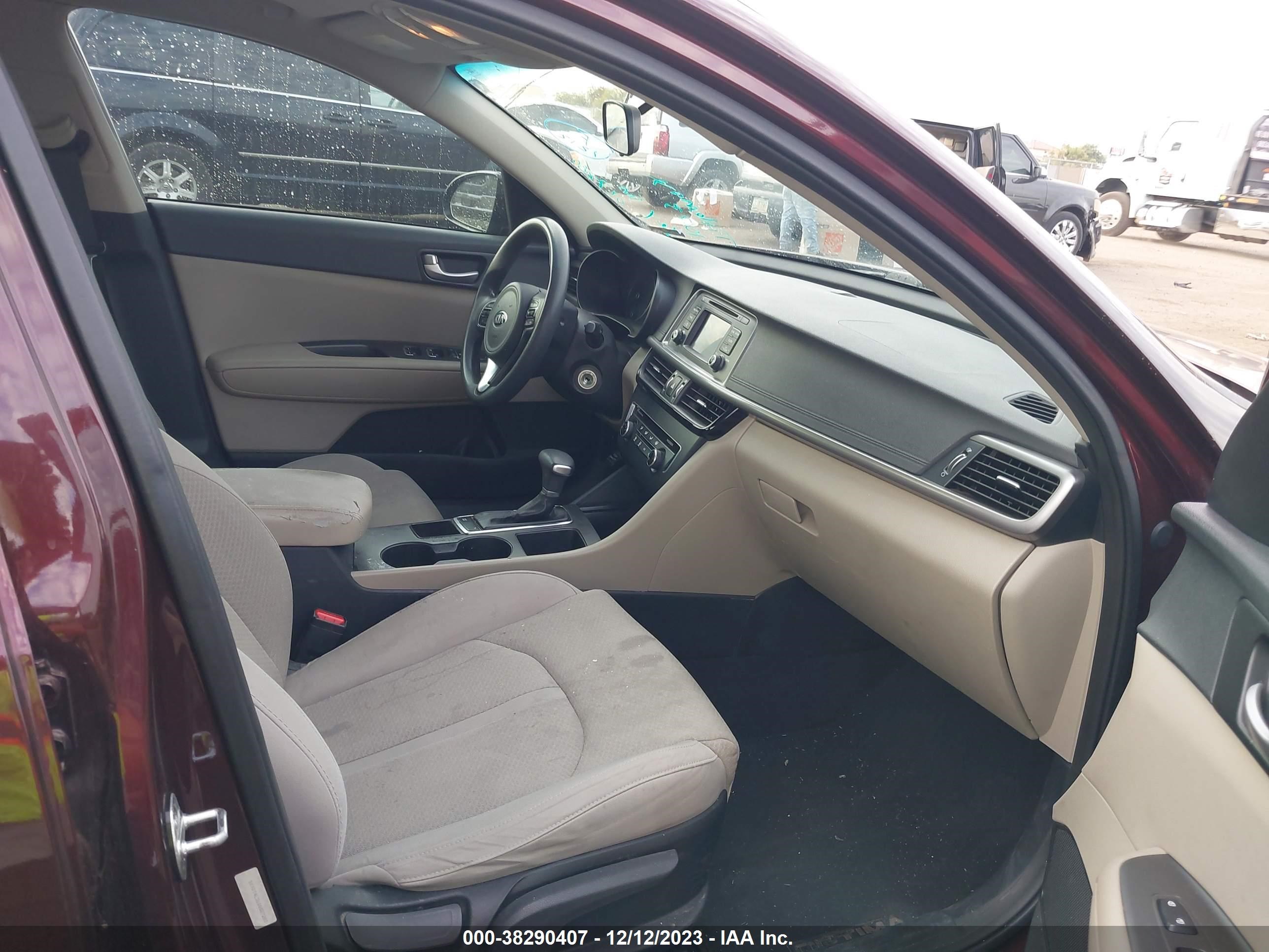 Photo 4 VIN: 5XXGT4L36GG027280 - KIA OPTIMA 