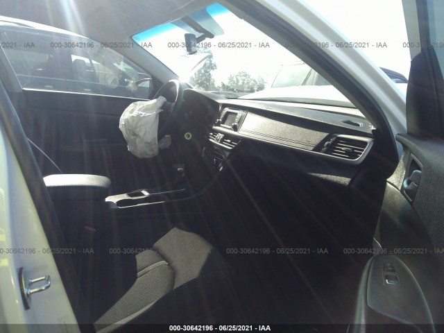 Photo 4 VIN: 5XXGT4L36GG095434 - KIA OPTIMA 