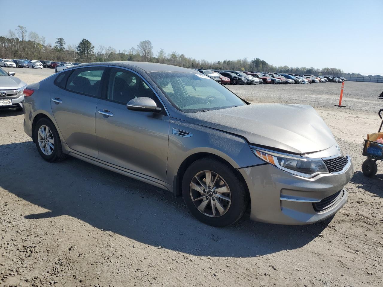 Photo 3 VIN: 5XXGT4L36GG104231 - KIA OPTIMA 