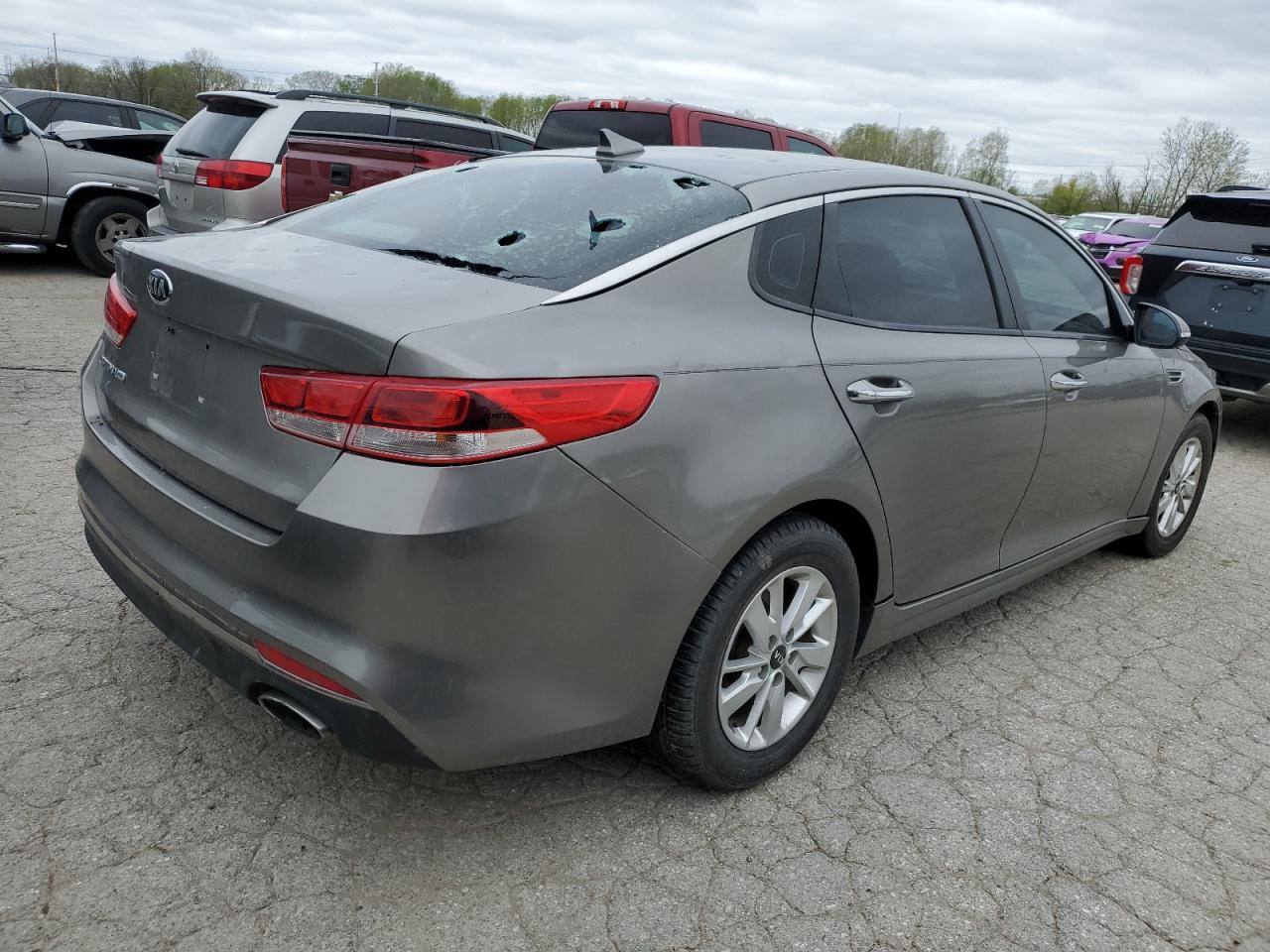 Photo 2 VIN: 5XXGT4L36GG104617 - KIA OPTIMA 