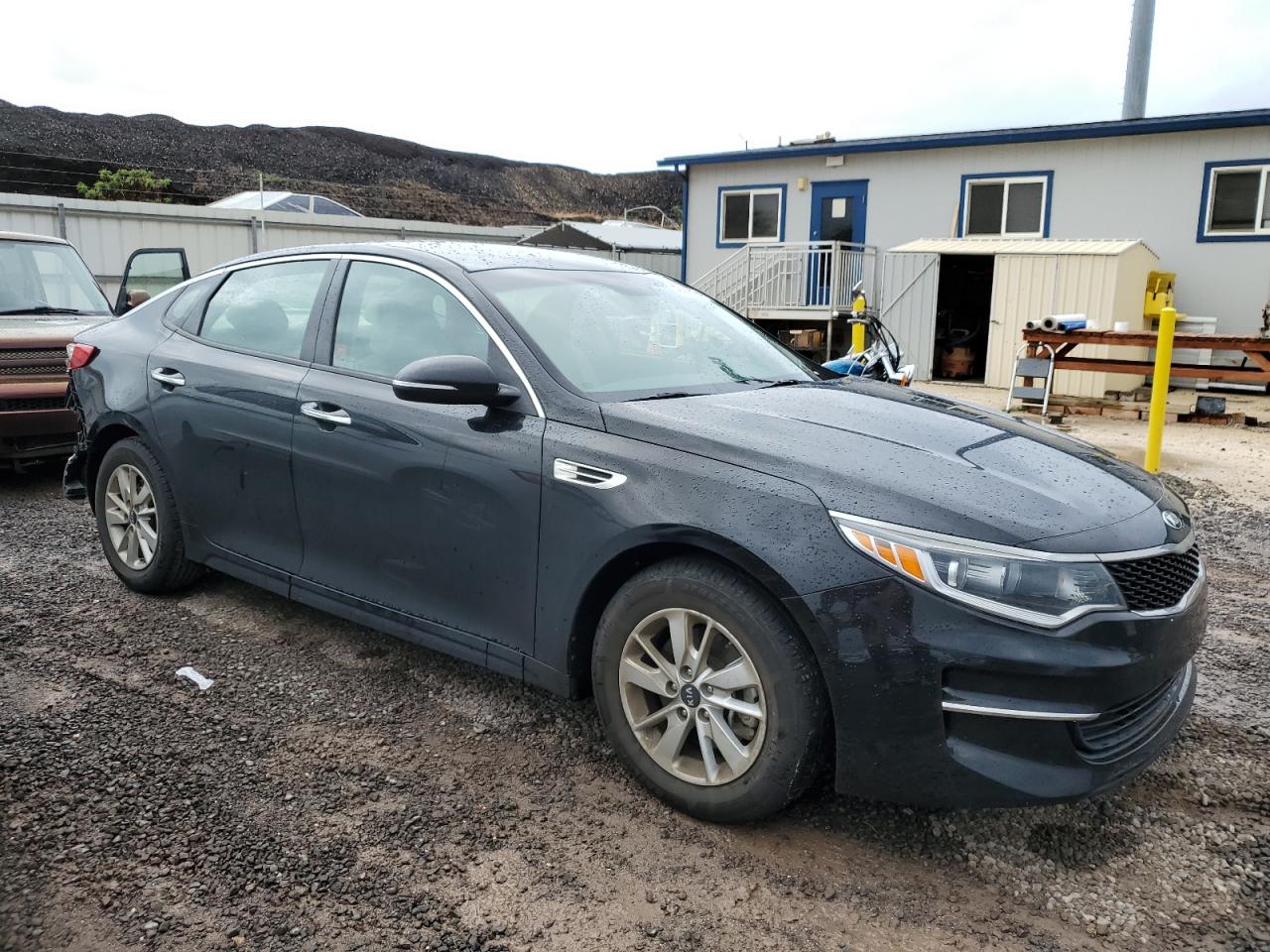 Photo 3 VIN: 5XXGT4L36HG147999 - KIA OPTIMA 