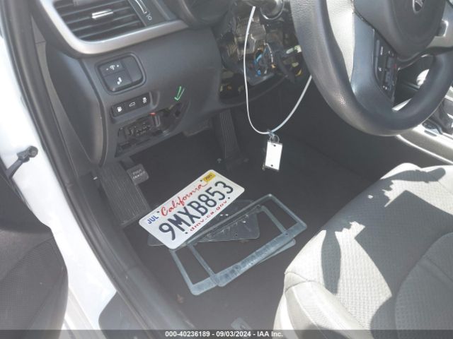 Photo 4 VIN: 5XXGT4L36HG160770 - KIA OPTIMA 