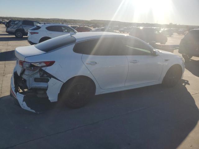 Photo 2 VIN: 5XXGT4L36JG179986 - KIA OPTIMA LX 