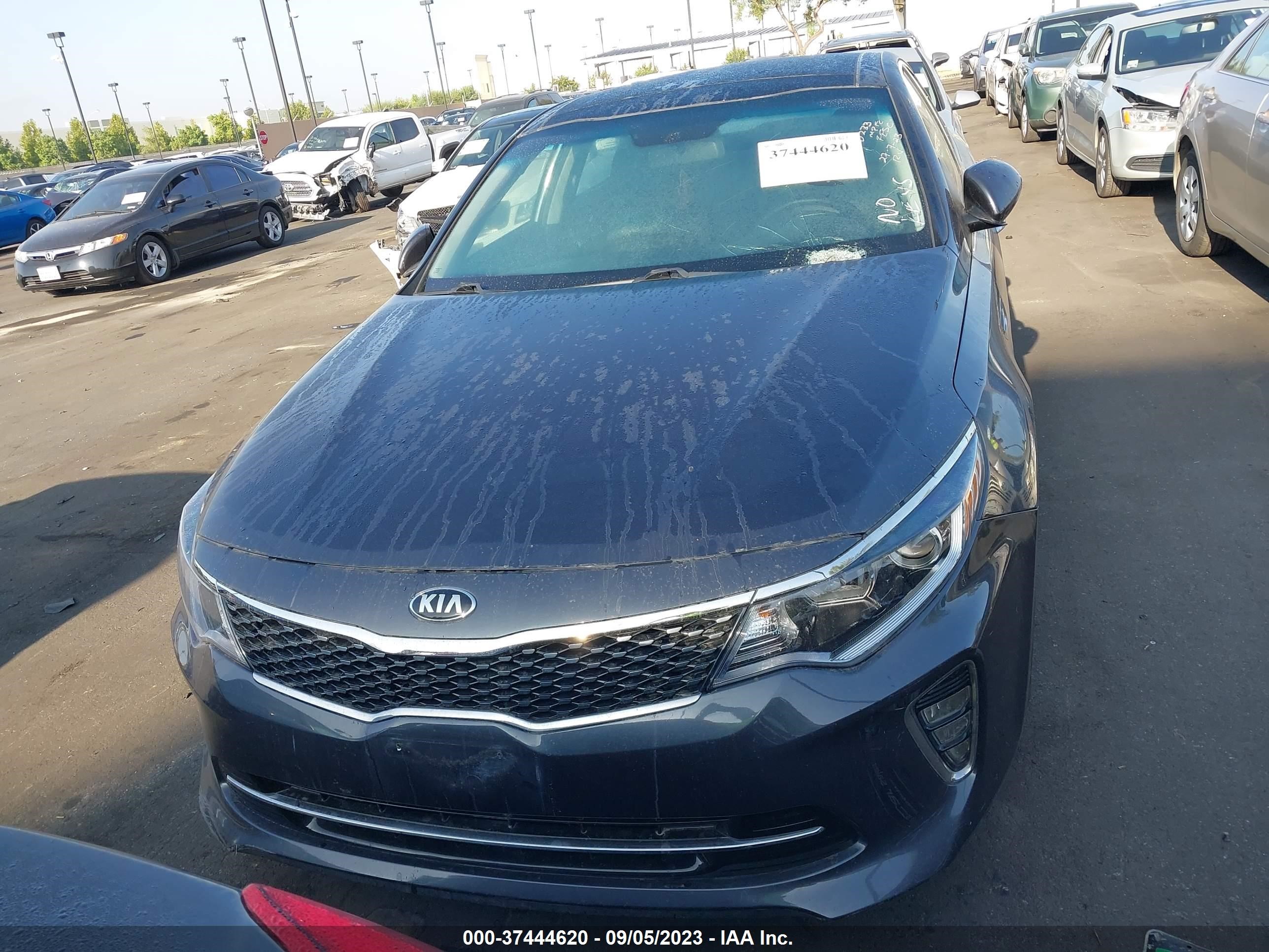 Photo 11 VIN: 5XXGT4L36JG193385 - KIA OPTIMA 