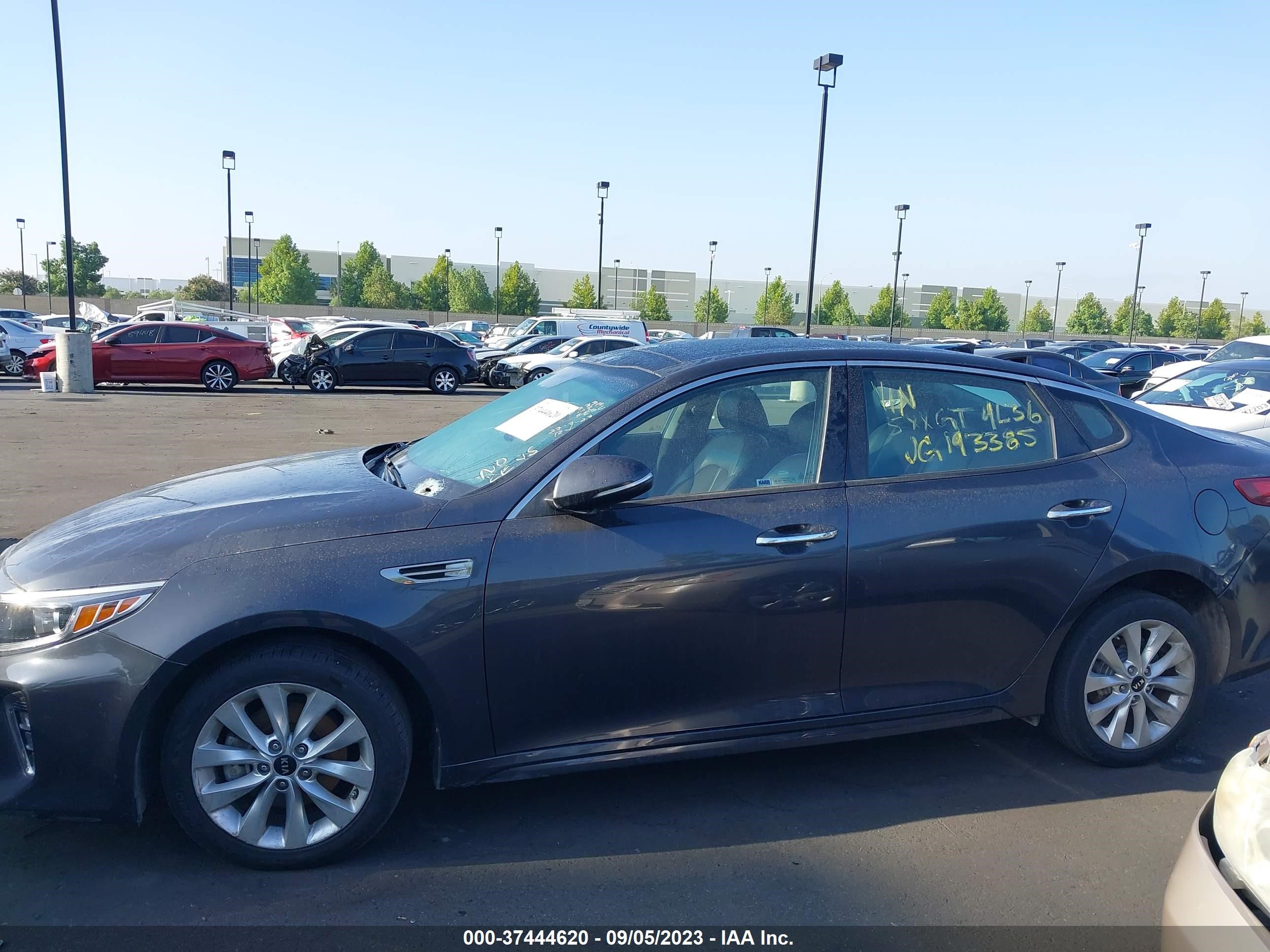 Photo 13 VIN: 5XXGT4L36JG193385 - KIA OPTIMA 