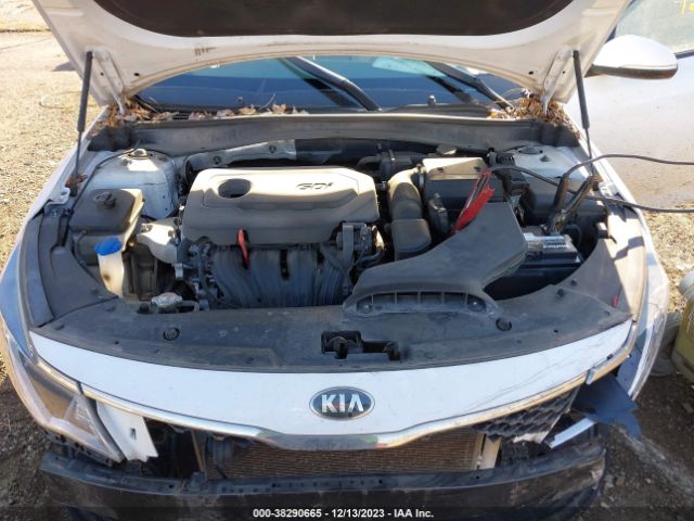 Photo 9 VIN: 5XXGT4L36JG197498 - KIA OPTIMA 