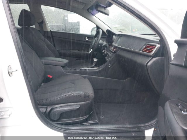 Photo 4 VIN: 5XXGT4L36JG209780 - KIA OPTIMA 