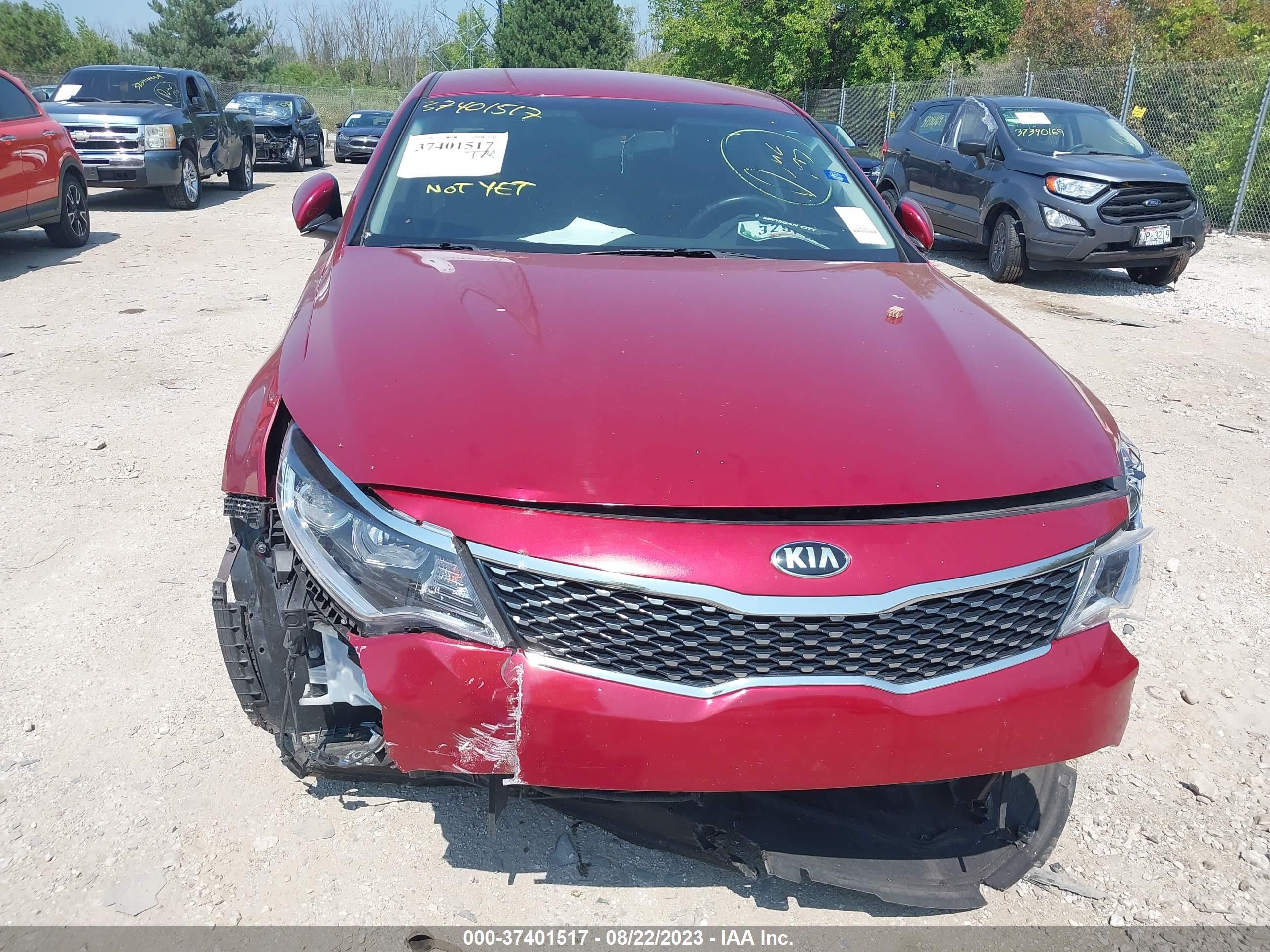 Photo 11 VIN: 5XXGT4L36JG222237 - KIA OPTIMA 