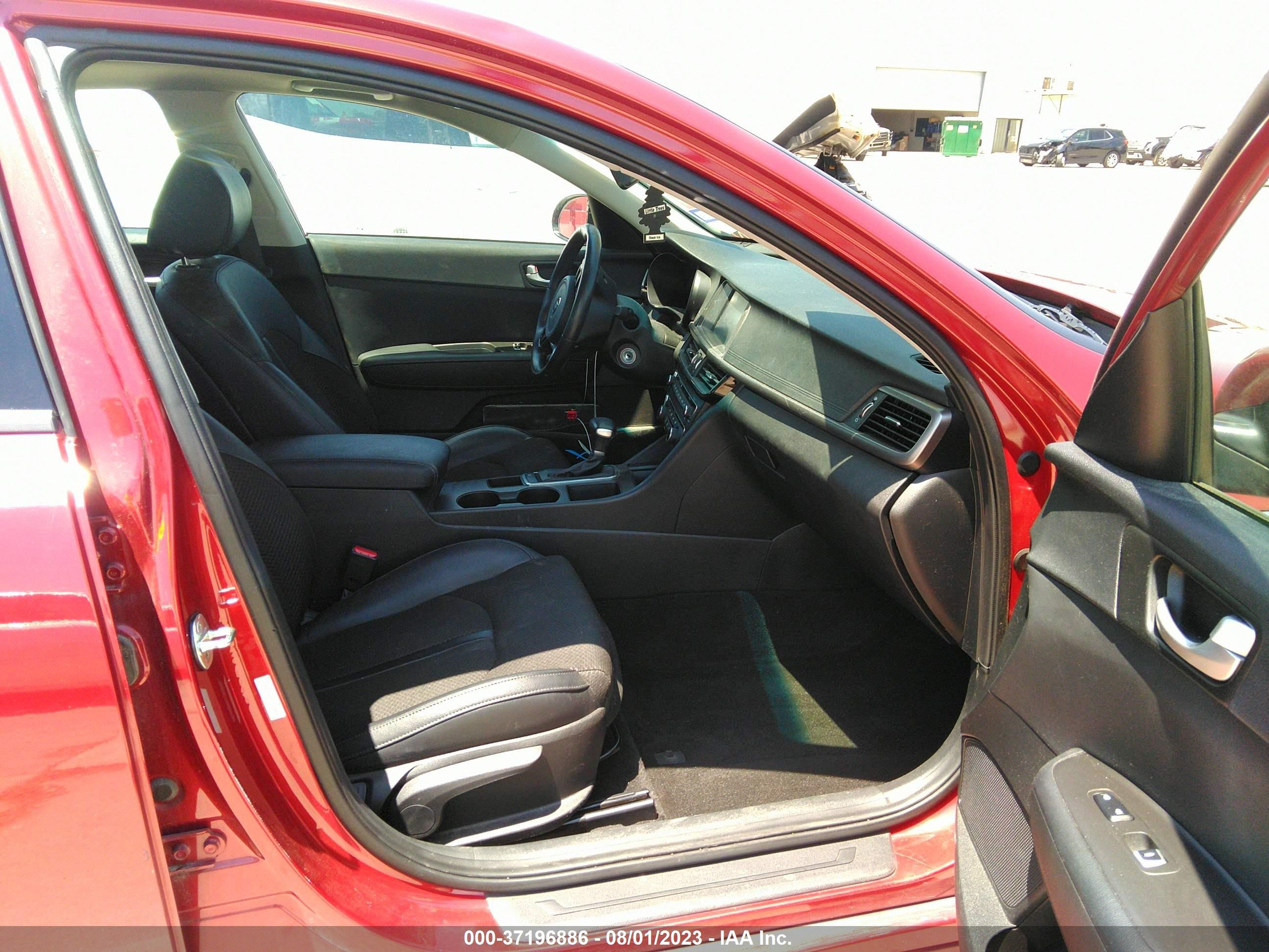 Photo 4 VIN: 5XXGT4L36JG224490 - KIA OPTIMA 