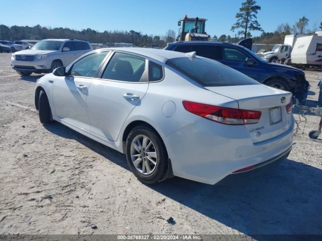 Photo 2 VIN: 5XXGT4L36JG229317 - KIA OPTIMA 