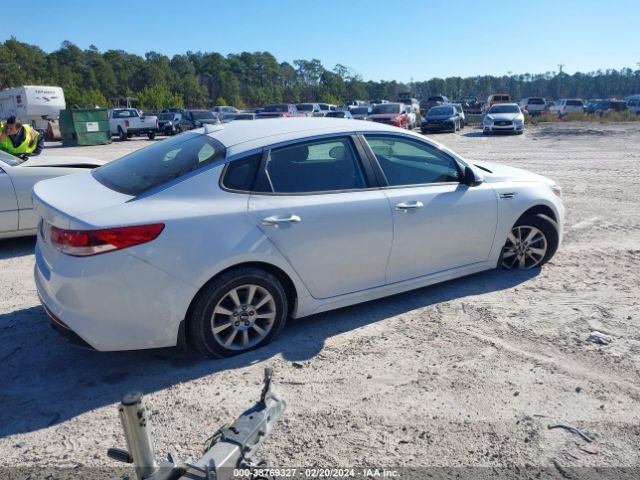 Photo 3 VIN: 5XXGT4L36JG229317 - KIA OPTIMA 