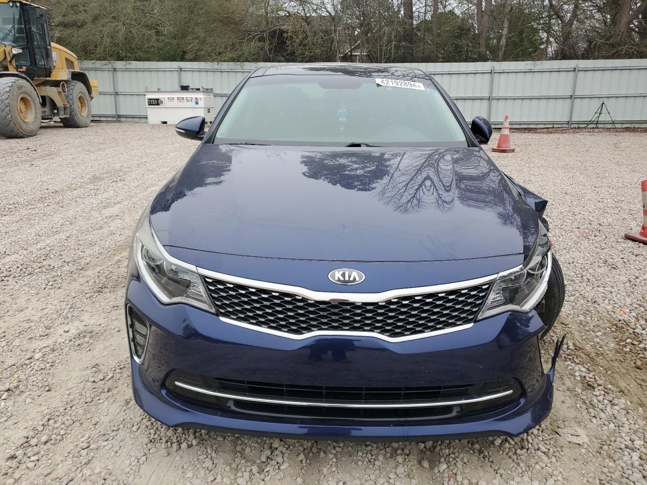 Photo 4 VIN: 5XXGT4L36JG255335 - KIA OPTIMA 