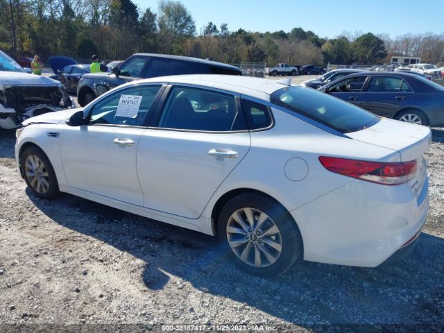 Photo 2 VIN: 5XXGT4L36JG256436 - KIA OPTIMA 